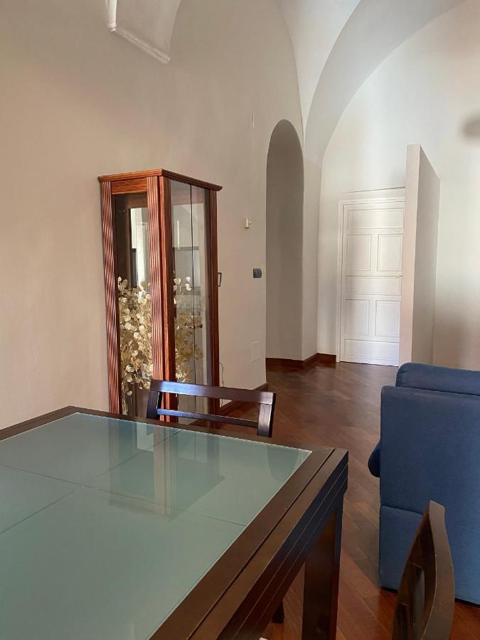 Apartamento La Almena 1 Junto A Plaza Mayor,2 Habitaciones, Parking Gratuito Caces Esterno foto