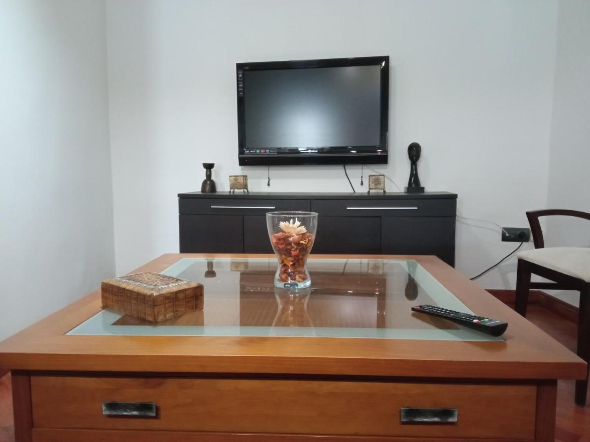 Apartamento La Almena 1 Junto A Plaza Mayor,2 Habitaciones, Parking Gratuito Caces Esterno foto