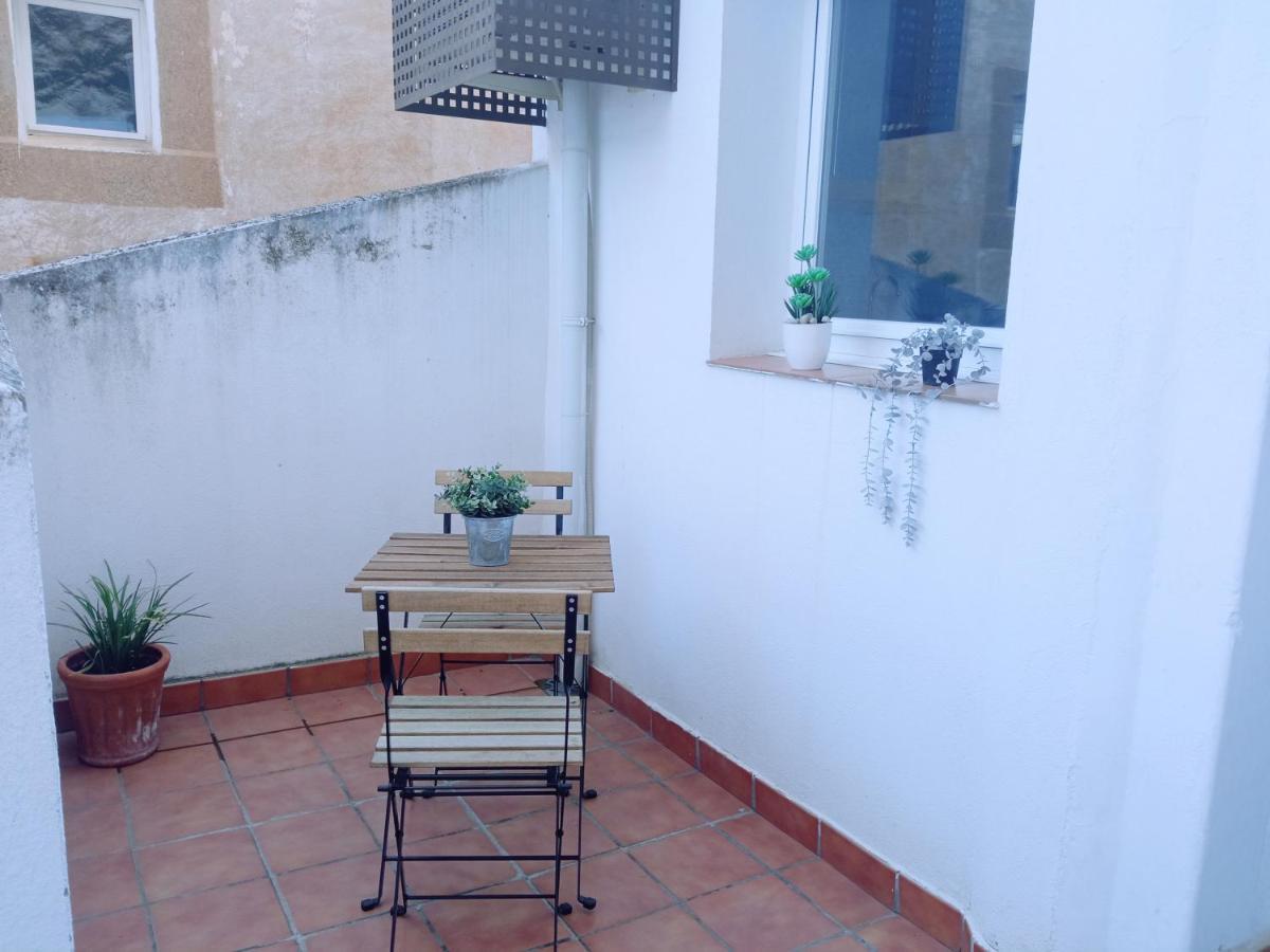 Apartamento La Almena 1 Junto A Plaza Mayor,2 Habitaciones, Parking Gratuito Caces Esterno foto