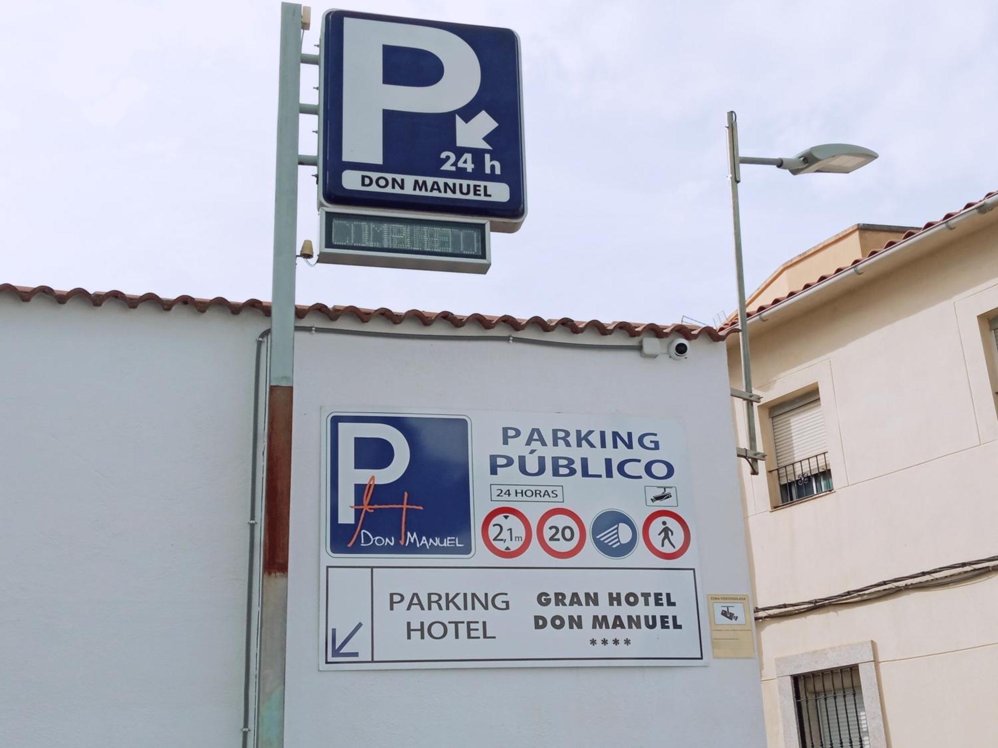 Apartamento La Almena 1 Junto A Plaza Mayor,2 Habitaciones, Parking Gratuito Caces Esterno foto